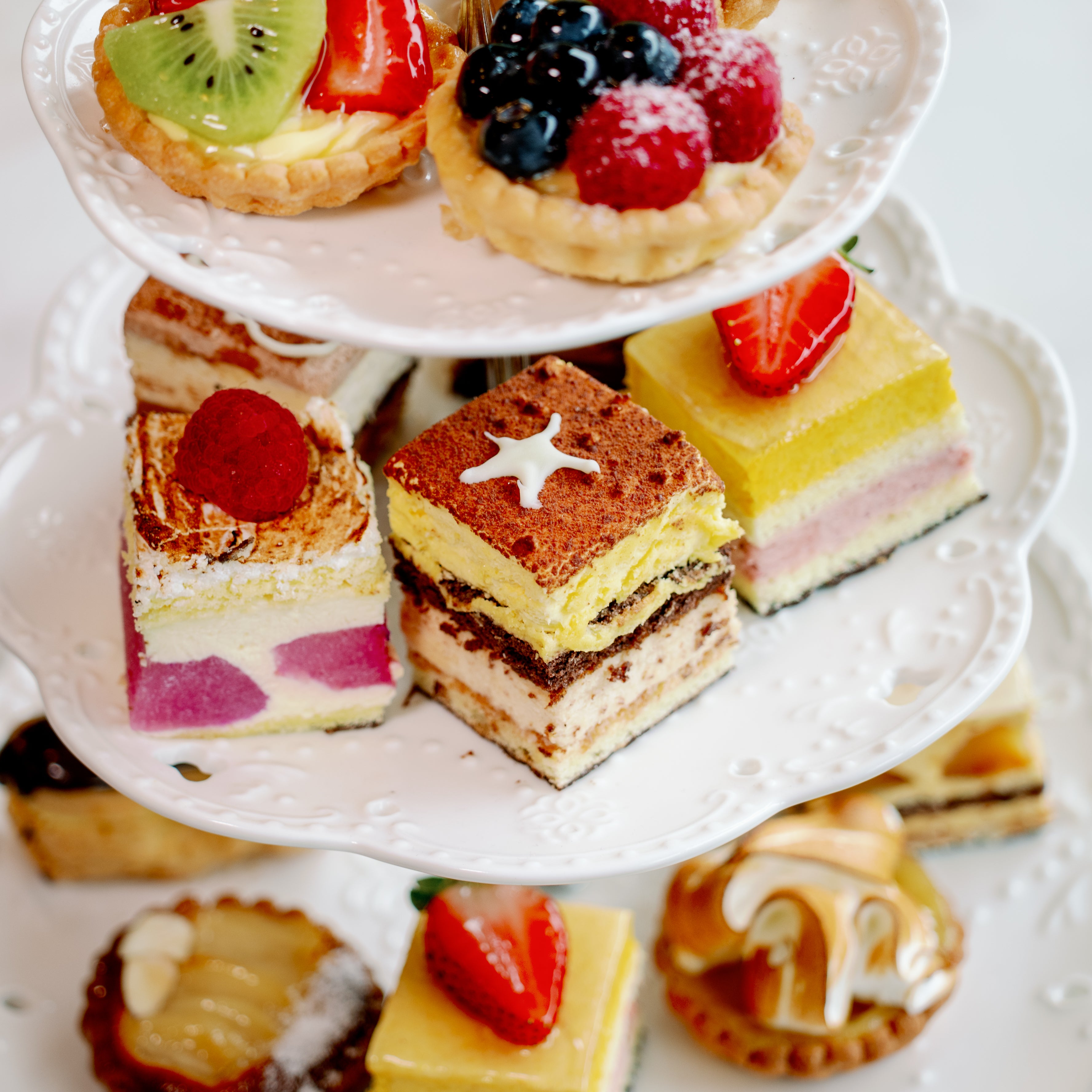 PARISIAN PASTRY CHEF TASTING MENU - PETIT FOURS (AFTERNOON TEA) – Belle